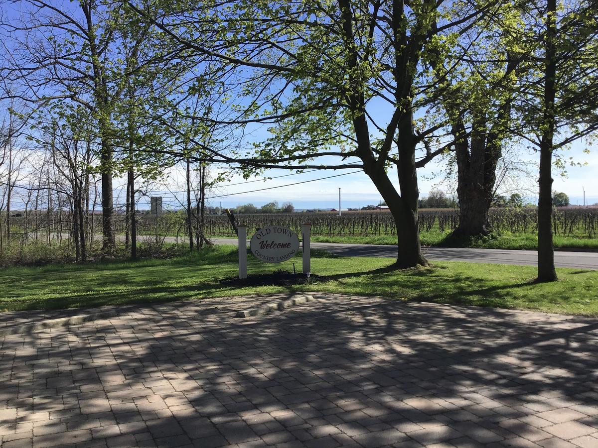 Bed and Breakfast Old Town Country Landing Niagara-on-the-Lake Esterno foto